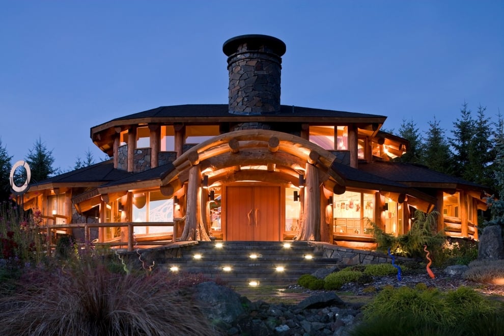 Лог къщи и интериори